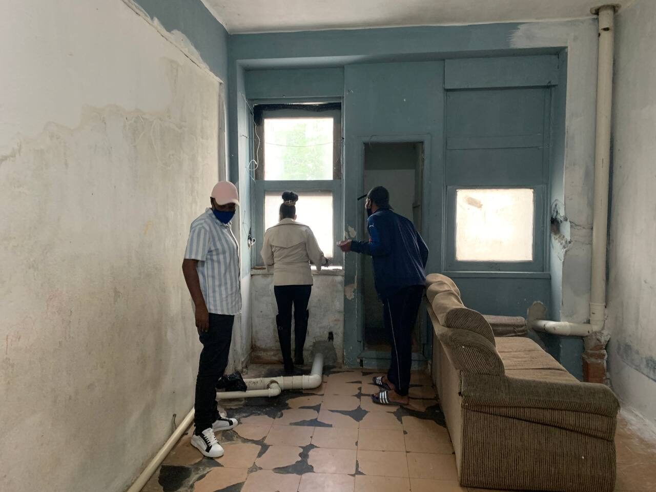 Interior do templo antes das obras